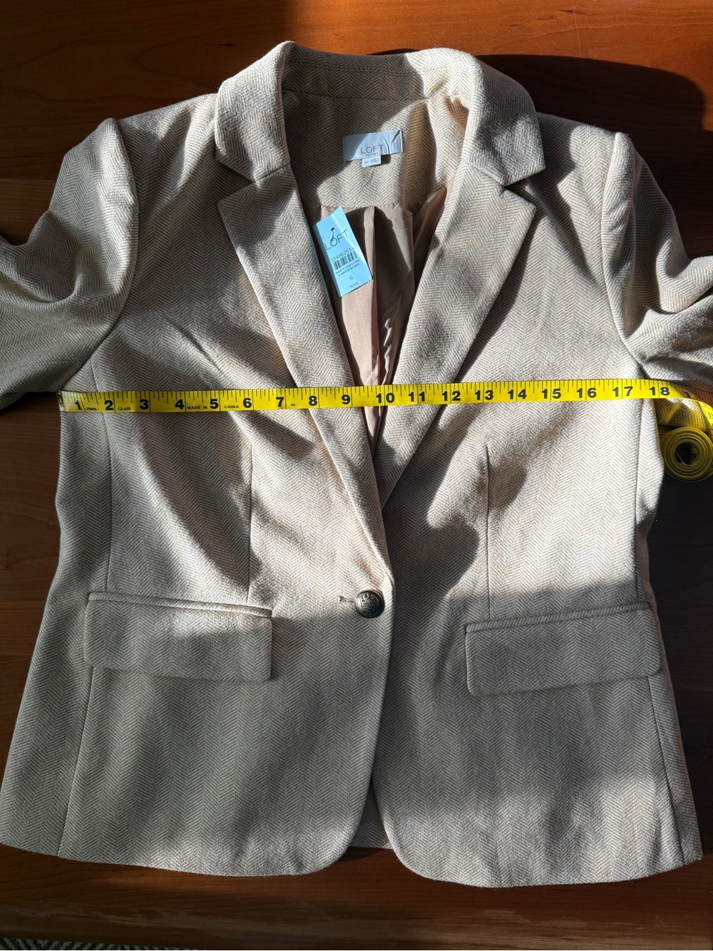 NWT LOFT Classic Beige Herringbone Blazer - Picture 4 of 6